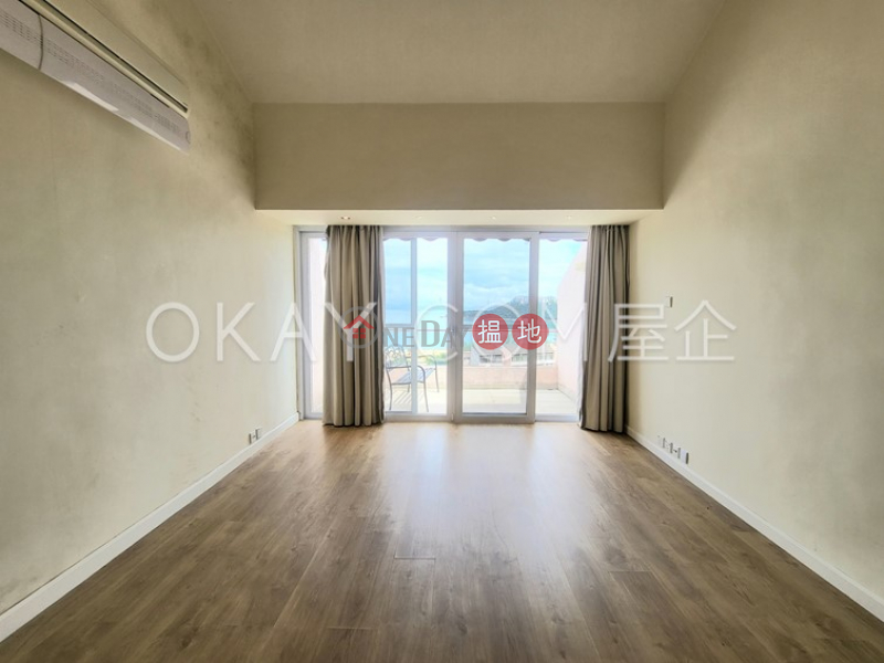 HK$ 50,000/ month Phase 1 Beach Village, 35 Seabird Lane Lantau Island, Tasteful 5 bedroom on high floor with balcony | Rental