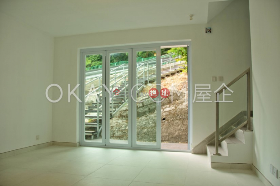 Cozy house with sea views, rooftop & balcony | Rental | Tai Au Mun 大坳門 Rental Listings