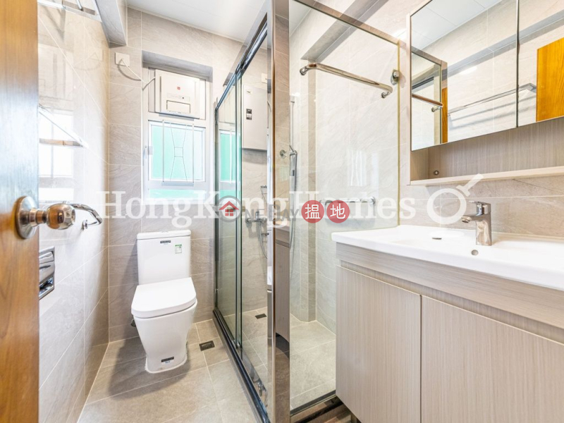 3 Bedroom Family Unit for Rent at Merry Court 10 Castle Road | Western District, Hong Kong, Rental HK$ 55,000/ month