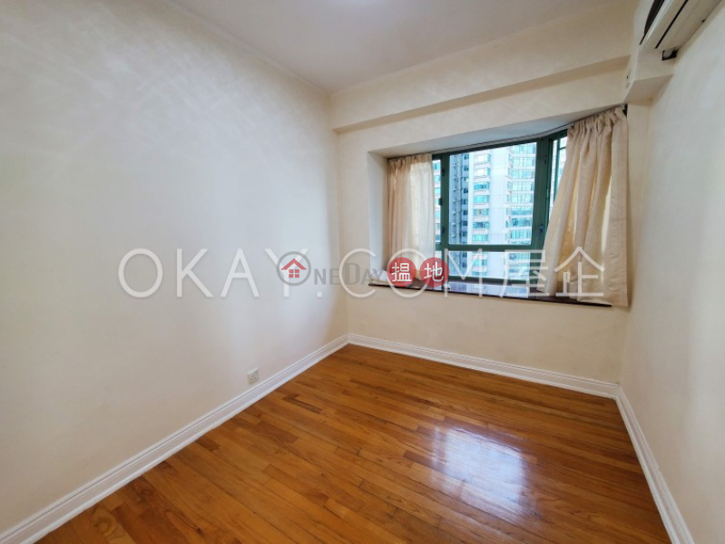 HK$ 20M | Goldwin Heights | Western District | Popular 3 bedroom on high floor | For Sale