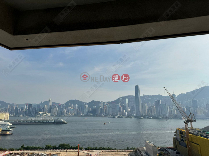 HK$ 28M The Harbourside Tower 3, Yau Tsim Mong, Two bedrooms, one suite, and one study in The Harbourside