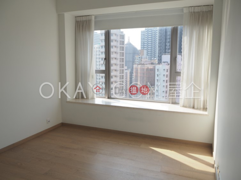 HK$ 52,000/ month | The Summa, Western District, Unique 3 bedroom with balcony | Rental