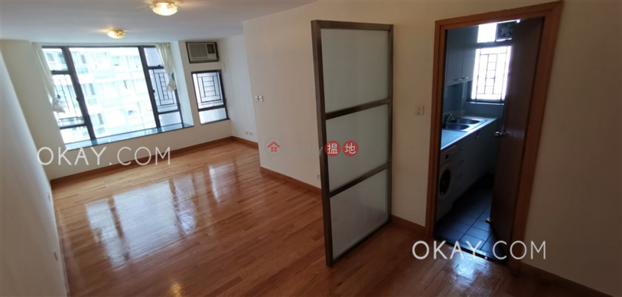 Property Search Hong Kong | OneDay | Residential Rental Listings | Lovely 2 bedroom in Sheung Wan | Rental
