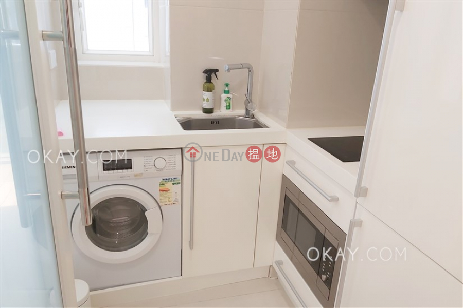 HK$ 25,000/ month, The Icon | Western District Popular 1 bedroom with balcony | Rental