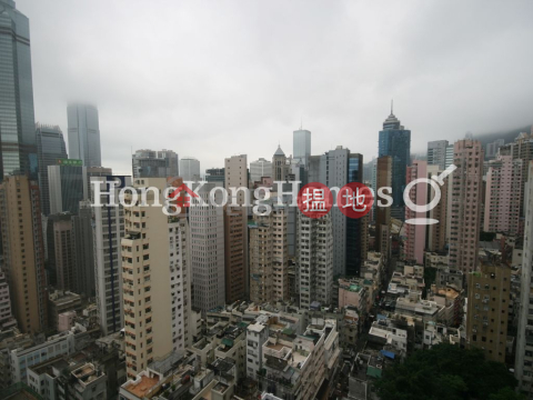 3 Bedroom Family Unit for Rent at Centre Point | Centre Point 尚賢居 _0
