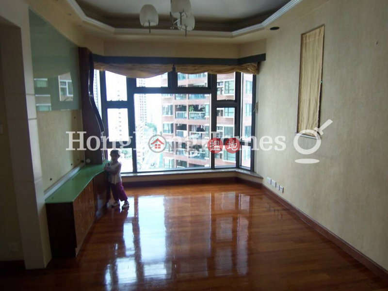 3 Bedroom Family Unit for Rent at Palatial Crest 3 Seymour Road | Western District | Hong Kong Rental, HK$ 36,000/ month
