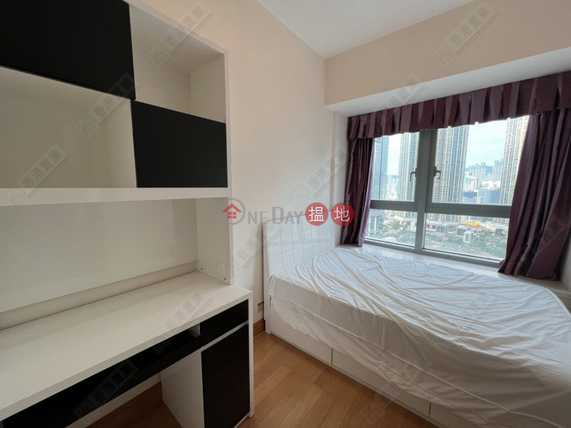 Property Search Hong Kong | OneDay | Residential, Sales Listings | Two bedrooms, one suite, and one study in The Harbourside