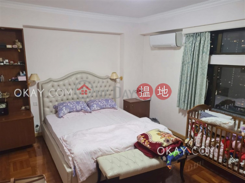 Efficient 3 bedroom with balcony & parking | Rental | Fulham Garden 富林苑 A-H座 _0