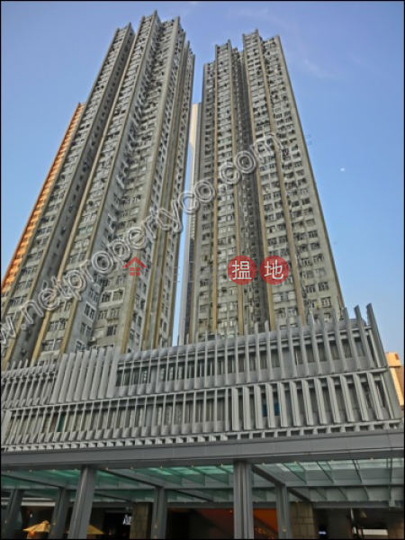 Apartment for rent in Wan Chai, Causeway Centre Block C 灣景中心大廈C座 Rental Listings | Wan Chai District (A062668)