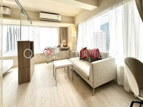 Cozy 1 bedroom in Wan Chai | Rental, The Johnston Suites 囍寓 | Wan Chai District (OKAY-R747721)_0