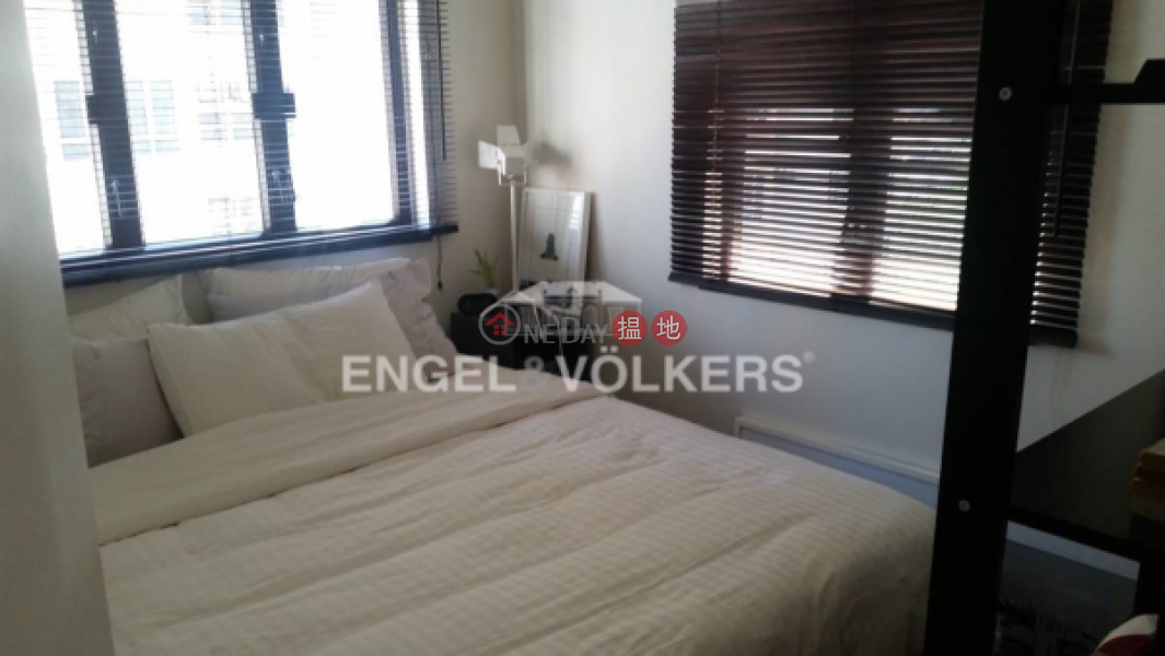 HK$ 22,000/ month | Po Hing Mansion, Central District | 1 Bed Flat for Rent in Soho