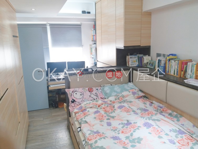 HK$ 10.3M, 135-137 Belcher\'s Street, Western District Tasteful 3 bedroom on high floor with terrace | For Sale
