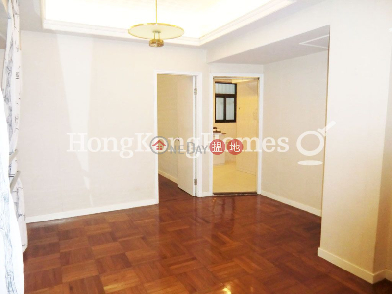 2 Bedroom Unit for Rent at Pak Lee Building 6-8 King\'s Road | Eastern District, Hong Kong, Rental | HK$ 27,000/ month
