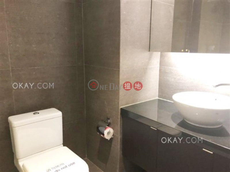 Gorgeous 2 bedroom on high floor | For Sale | Convention Plaza Apartments 會展中心會景閣 Sales Listings