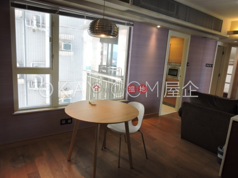 Popular 2 bedroom with balcony | For Sale | Centrestage 聚賢居 Sales Listings