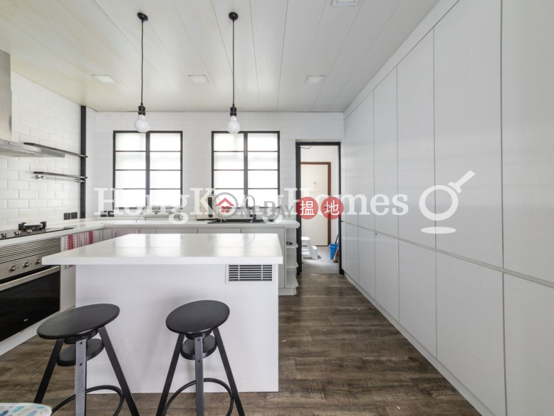 HK$ 2,700萬|翡翠樓-西區翡翠樓三房兩廳單位出售