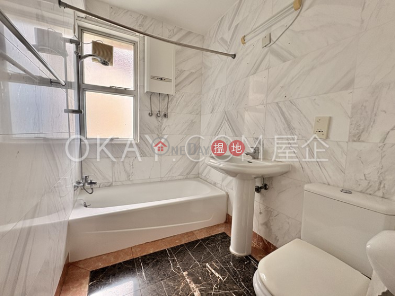 Efficient 4 bedroom with balcony & parking | Rental | Scenic Villas 美景臺 Rental Listings