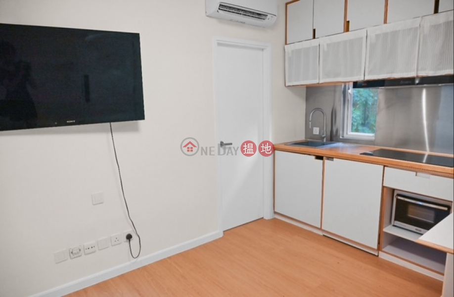 時尚一房單位，有靚天台，近自動扶手電梯，寧靜方便6衛城道 | 西區香港出售|HK$ 650萬