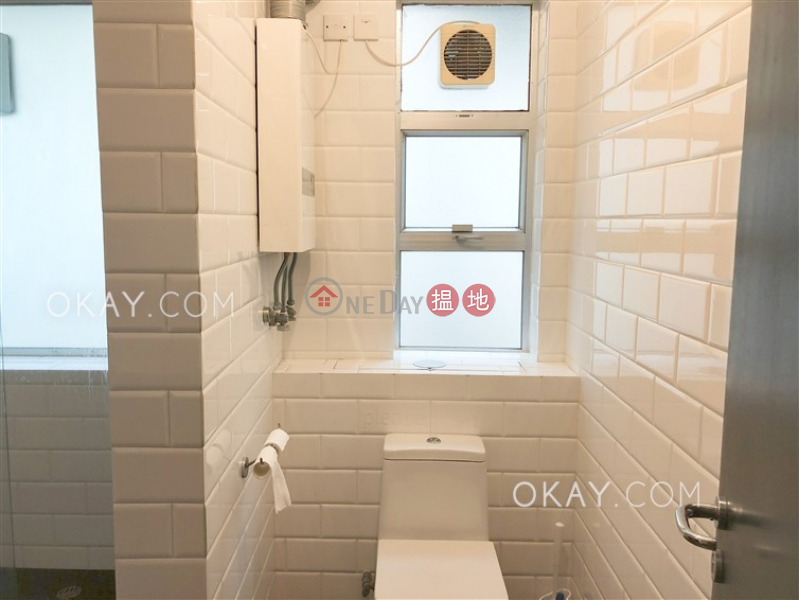 HK$ 43,000/ month Kam Fai Mansion Central District | Stylish 2 bedroom in Mid-levels Central | Rental