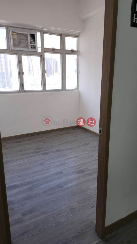 Newly renovated studio with free WiFi, Hang Wai Industrial Centre 恆威工業中心 | Tuen Mun (JOHNN-9606031840)_0