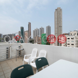 Nicely kept penthouse with rooftop | Rental | Sun View Court 山景閣 _0