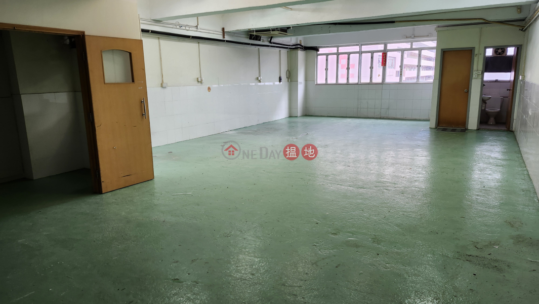 貨倉+寫字樓,大廈可入40呎貨櫃車|偉昌工業中心(Wai Cheung Industrial Building)出租樓盤 (JOHNN-1416318390)