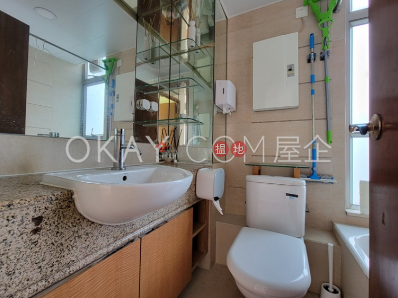 2房1廁,極高層,星級會所,露台君悅軒出售單位8西灣河街 | 東區-香港-出售HK$ 900萬