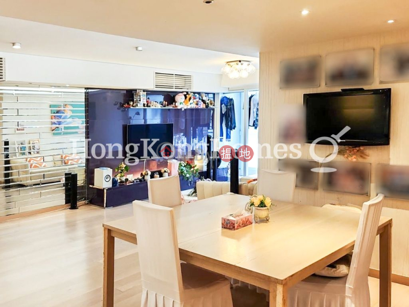 Property Search Hong Kong | OneDay | Residential | Rental Listings 3 Bedroom Family Unit for Rent at Block 3 Phoenix Court