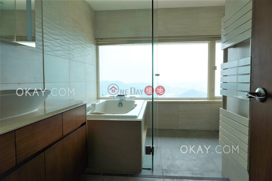 HK$ 89M Mountain Lodge, Central District | Efficient 4 bedroom with parking | For Sale