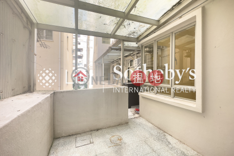 Property for Rent at Mountain View Court with 3 Bedrooms | Mountain View Court 峰景大廈 _0