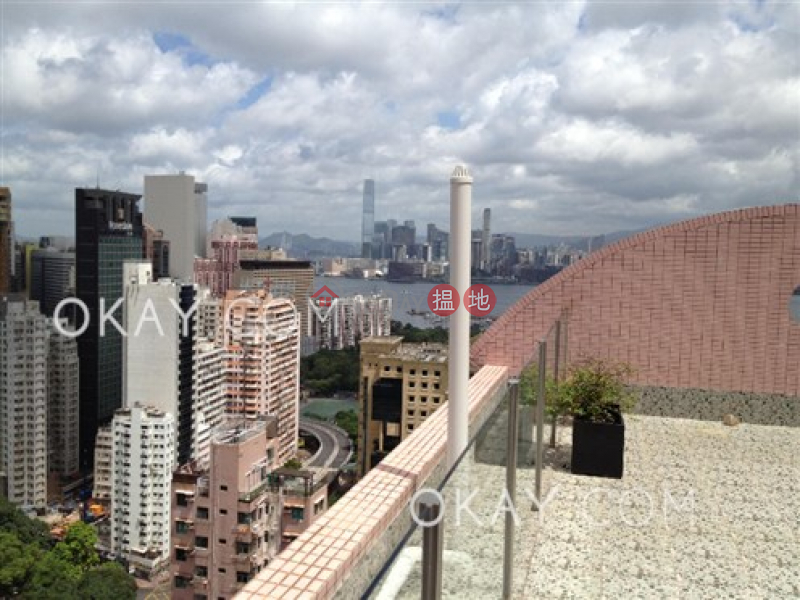 Charming penthouse with rooftop & parking | Rental | 1 Tai Hang Road 大坑道1號 Rental Listings