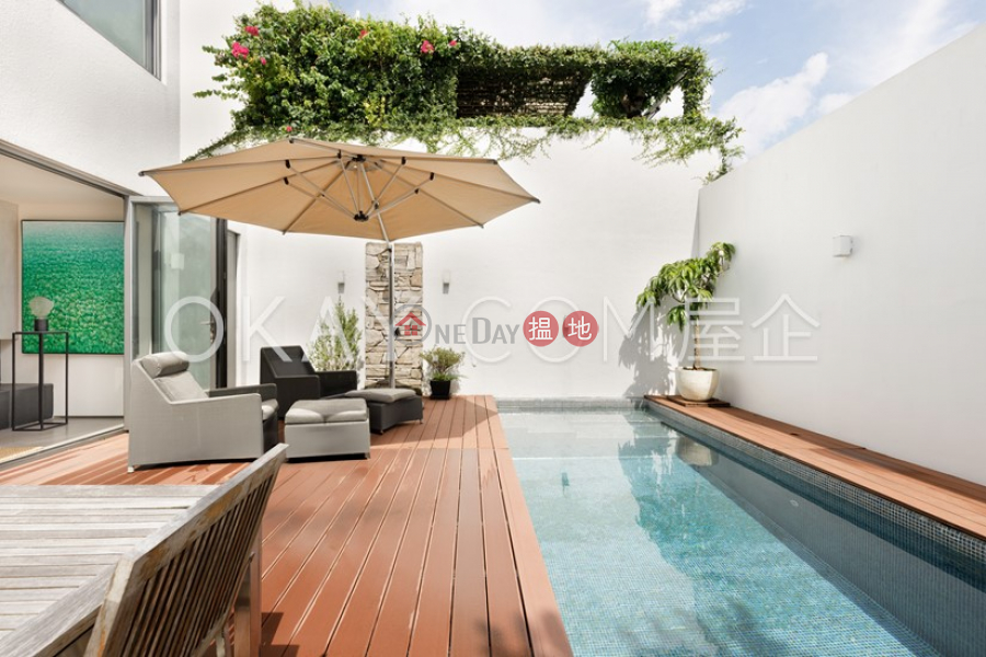Lovely house with sea views, rooftop & terrace | For Sale | House 1 Silver View Lodge 偉景別墅 1座 Sales Listings