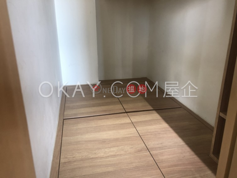 Nicely kept 2 bedroom on high floor | For Sale | 3 Julia Avenue | Yau Tsim Mong Hong Kong Sales HK$ 15M