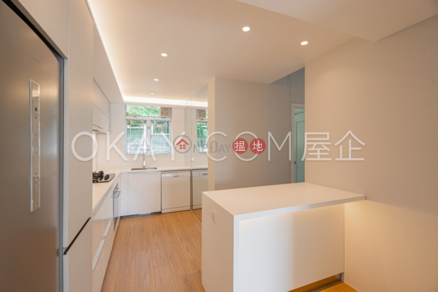 Efficient 3 bedroom with sea views, balcony | Rental | Goodwood 佩園 Rental Listings