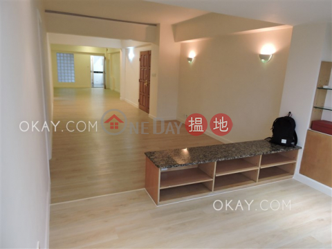Rare 3 bedroom with balcony & parking | Rental | Moulin Court 玫林別墅 _0
