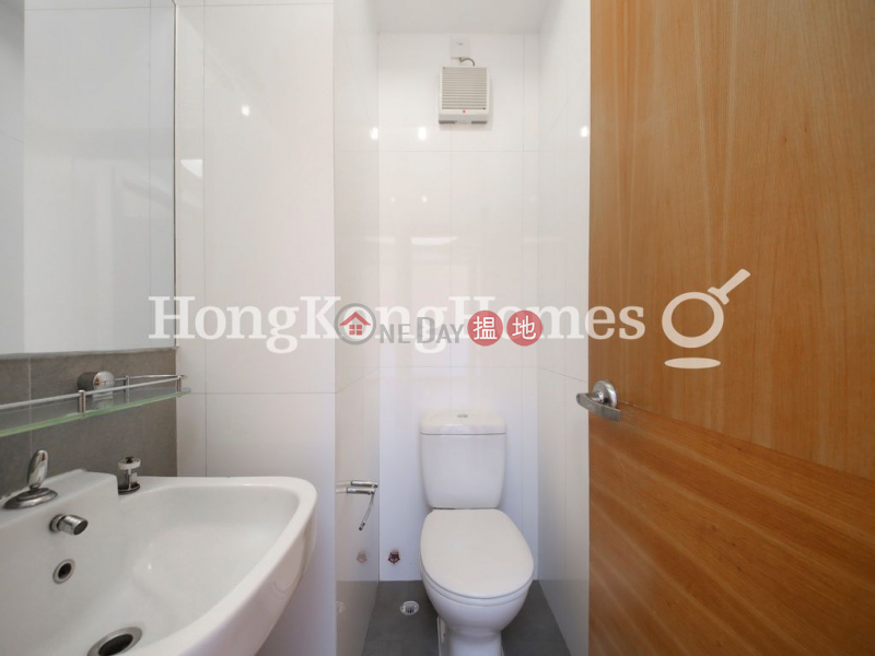 HK$ 53,000/ month Greenland Court, Central District, 3 Bedroom Family Unit for Rent at Greenland Court