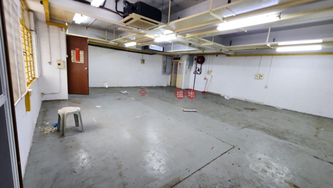 HK$ 12,800/ month, Wing Hang Industrial Building Kwai Tsing District Rare platform convenient location