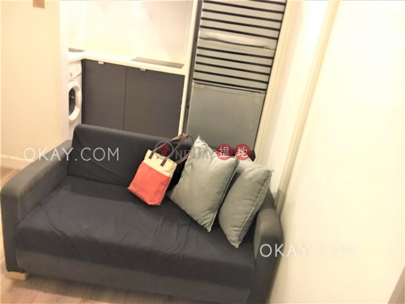 Tasteful 1 bedroom in Western District | For Sale | Kong Chian Tower 光前大廈 Sales Listings