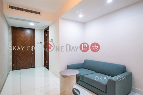 Generous 1 bedroom in Pokfulam | Rental, Phase 3 Villa Cecil 趙苑三期 | Western District (OKAY-R383685)_0