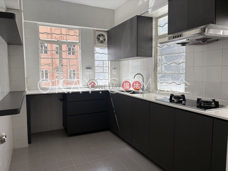 10-12 Shan Kwong Road, Middle, Residential | Rental Listings | HK$ 26,800/ month