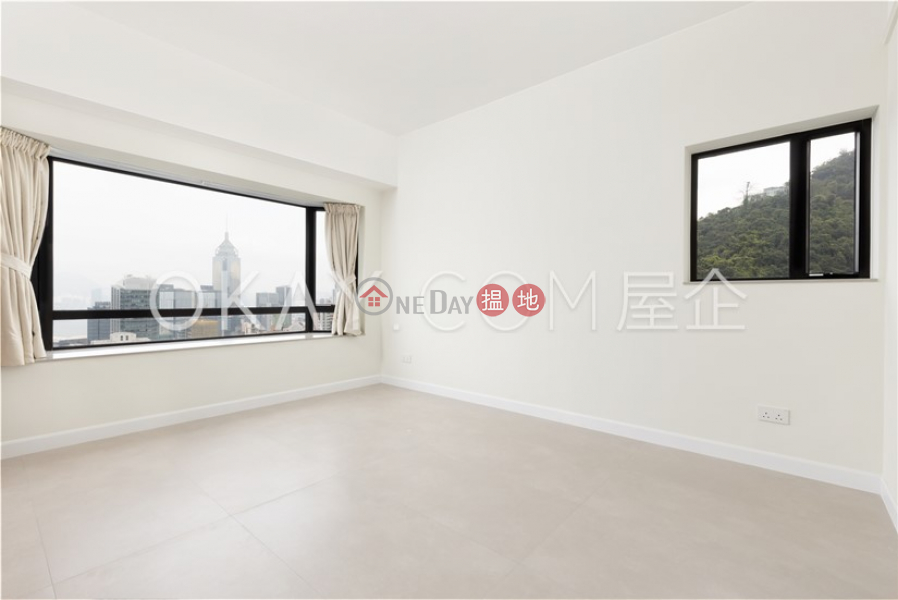 Lovely 3 bedroom with sea views, balcony | For Sale | Bowen Place 寶雲閣 Sales Listings