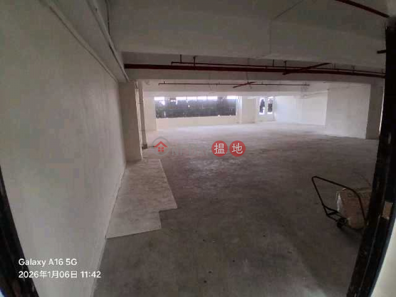 Cheap rent, well-managed warehouse, viewings available. | Luen Cheong Can Centre 聯昌中心 Rental Listings