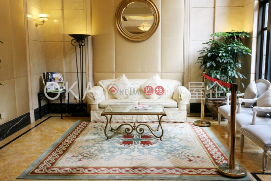 Lovely 3 bed on high floor with harbour views & parking | For Sale | Tavistock II 騰皇居 II Sales Listings