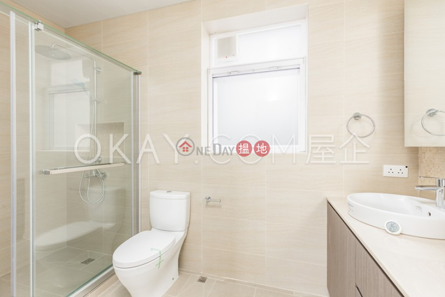 HK$ 80,000/ month, House 1 Tai Pan Court Sai Kung | Stylish house with terrace, balcony | Rental