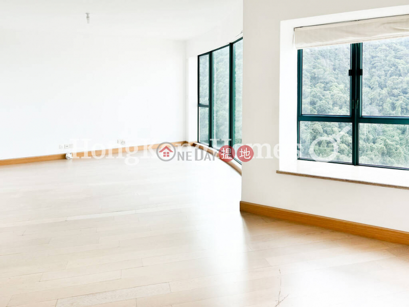Property Search Hong Kong | OneDay | Residential | Rental Listings | 3 Bedroom Family Unit for Rent at Hillsborough Court