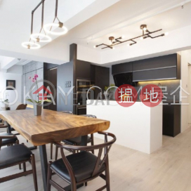 Luxurious 2 bedroom in Sheung Wan | For Sale | Central Mansion 中央大廈 _0
