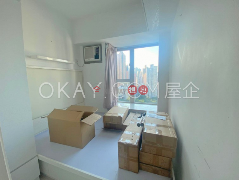 Charming 2 bedroom with balcony | For Sale | Centre Place 匯賢居 Sales Listings