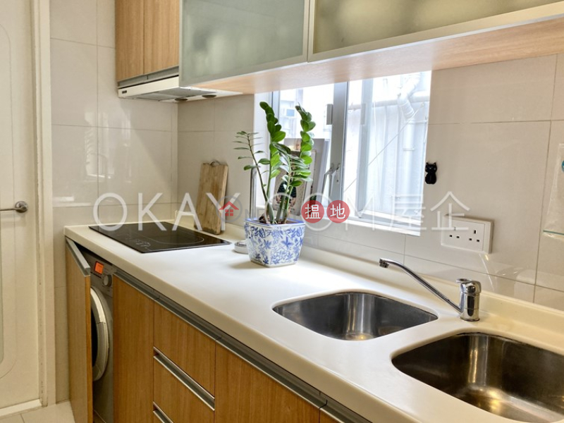 HK$ 30,000/ month 292-294 Lockhart Road | Wan Chai District | Generous 2 bedroom on high floor with rooftop | Rental