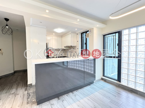 Tasteful 2 bedroom with parking | Rental, Tower 1 Carmen's Garden 嘉文花園1座 | Yau Tsim Mong (OKAY-R735693)_0