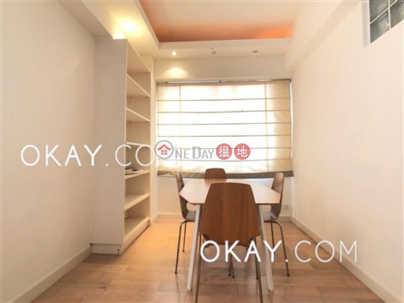 HK$ 8M, Golden Valley Mansion Central District, Lovely 1 bedroom in Mid-levels West | For Sale